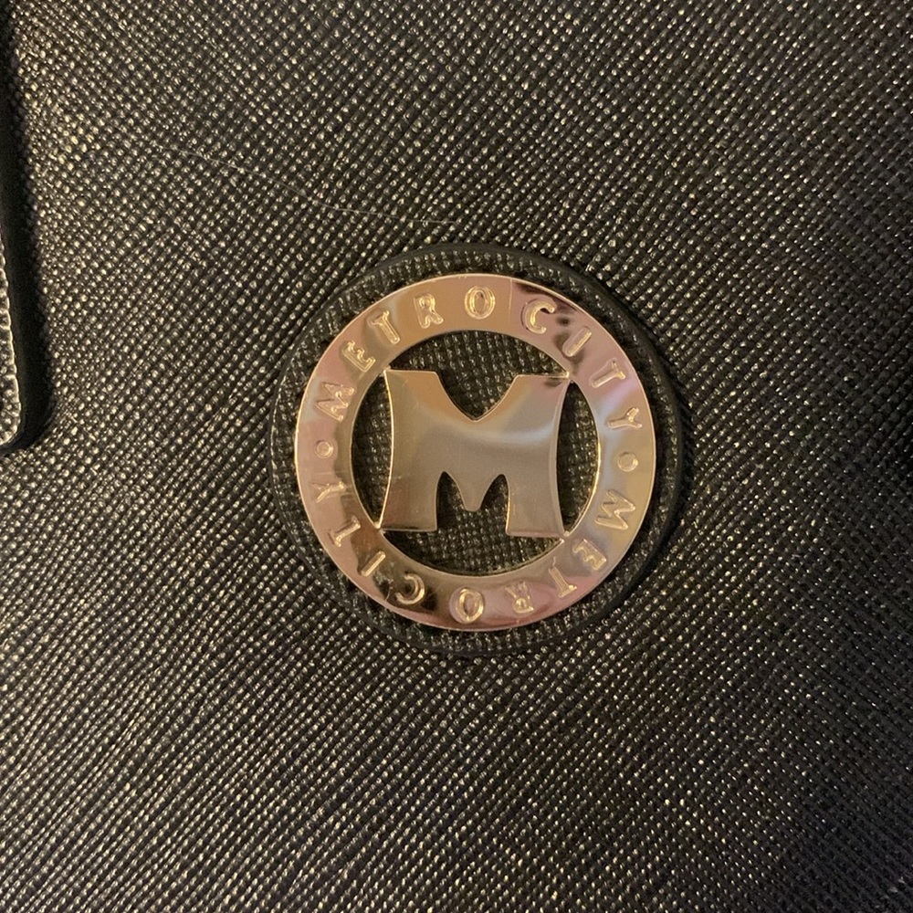Metrocity - Picture 2 of 5